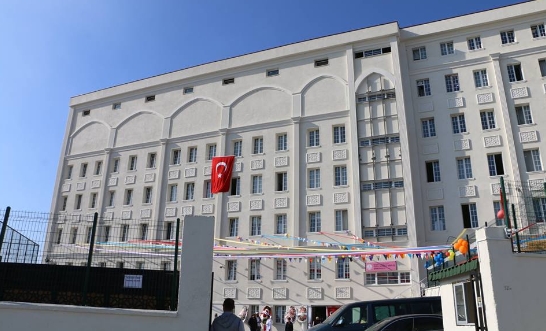 Yeniden Diriliş Arnavutköy Anadolu Lisesi