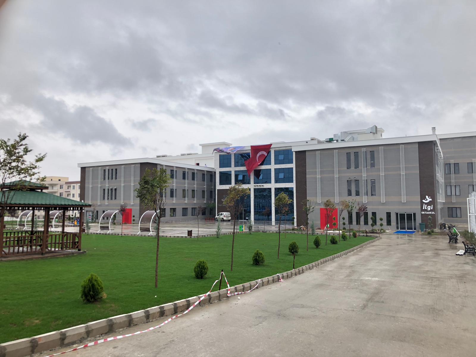 İlgi Okulları Çekmeköy Ortaokulu