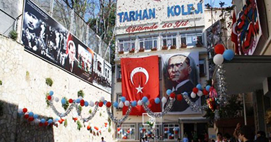 Tarhan Koleji